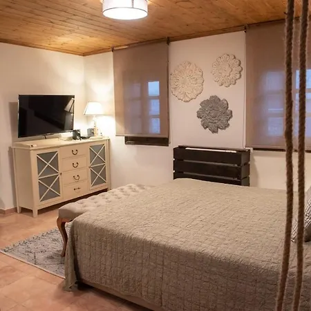 Semesterbostad Dandy - Blue Pansy - Mini Pool Tsagarada